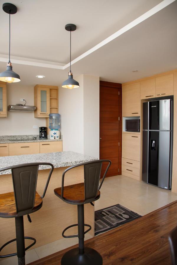 Wanderlot - Departamento Leganza - Penthouse Lujoso Appartement Riobamba Buitenkant foto