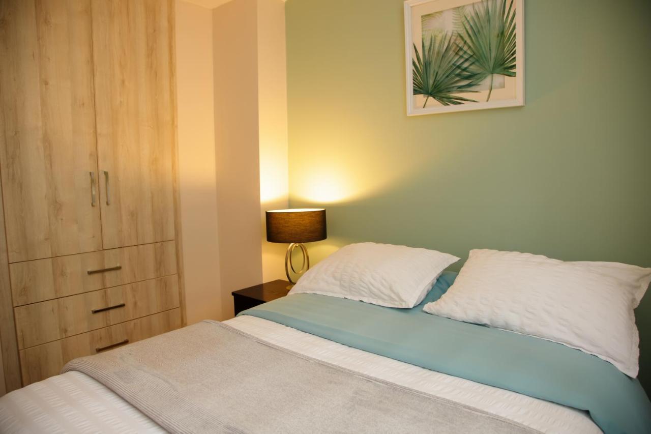 Wanderlot - Departamento Leganza - Penthouse Lujoso Appartement Riobamba Buitenkant foto